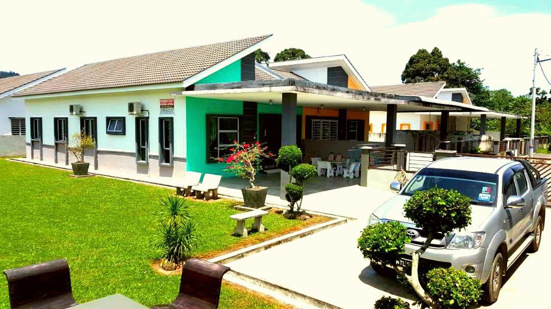 Taiping Homestay Husna Afina Buitenkant foto