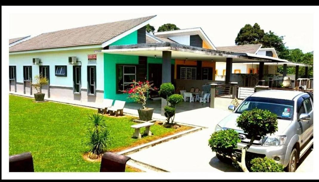 Taiping Homestay Husna Afina Buitenkant foto